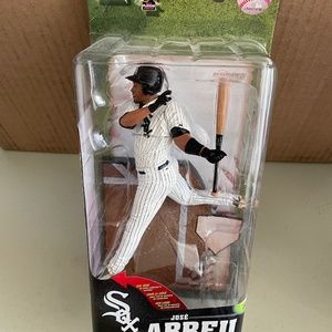 NIB MLB Sox Jose Abreu Figurine